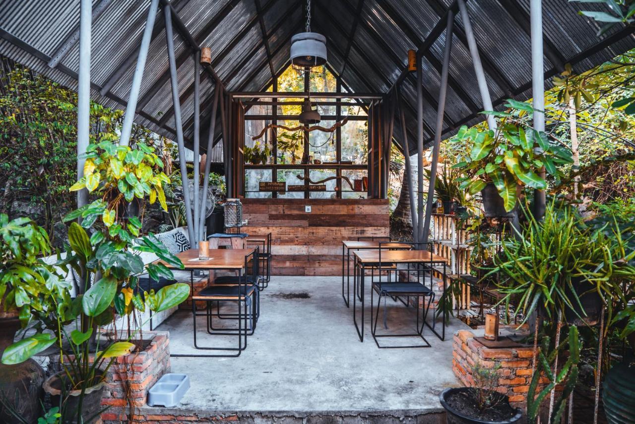 Warehouse Hostel 코타오 외부 사진