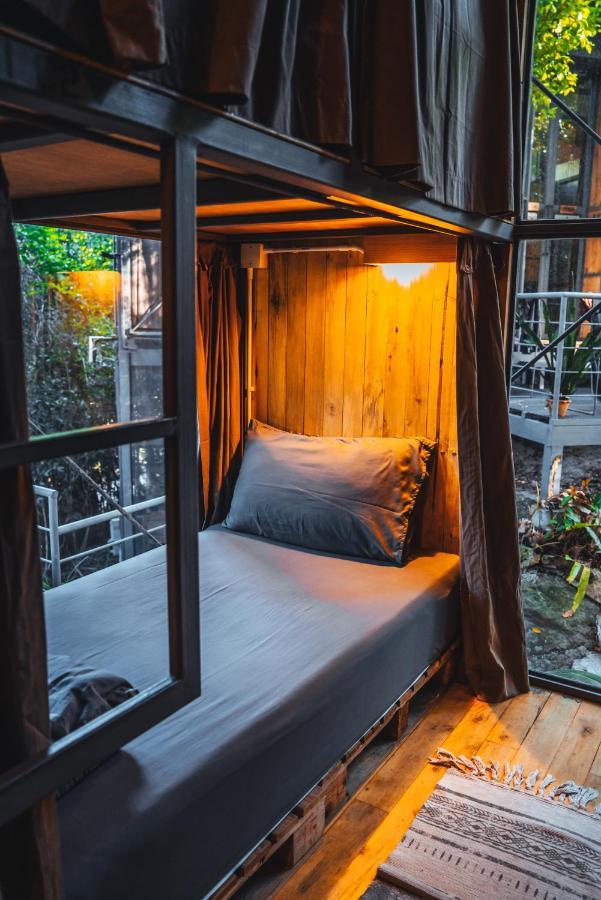 Warehouse Hostel 코타오 외부 사진
